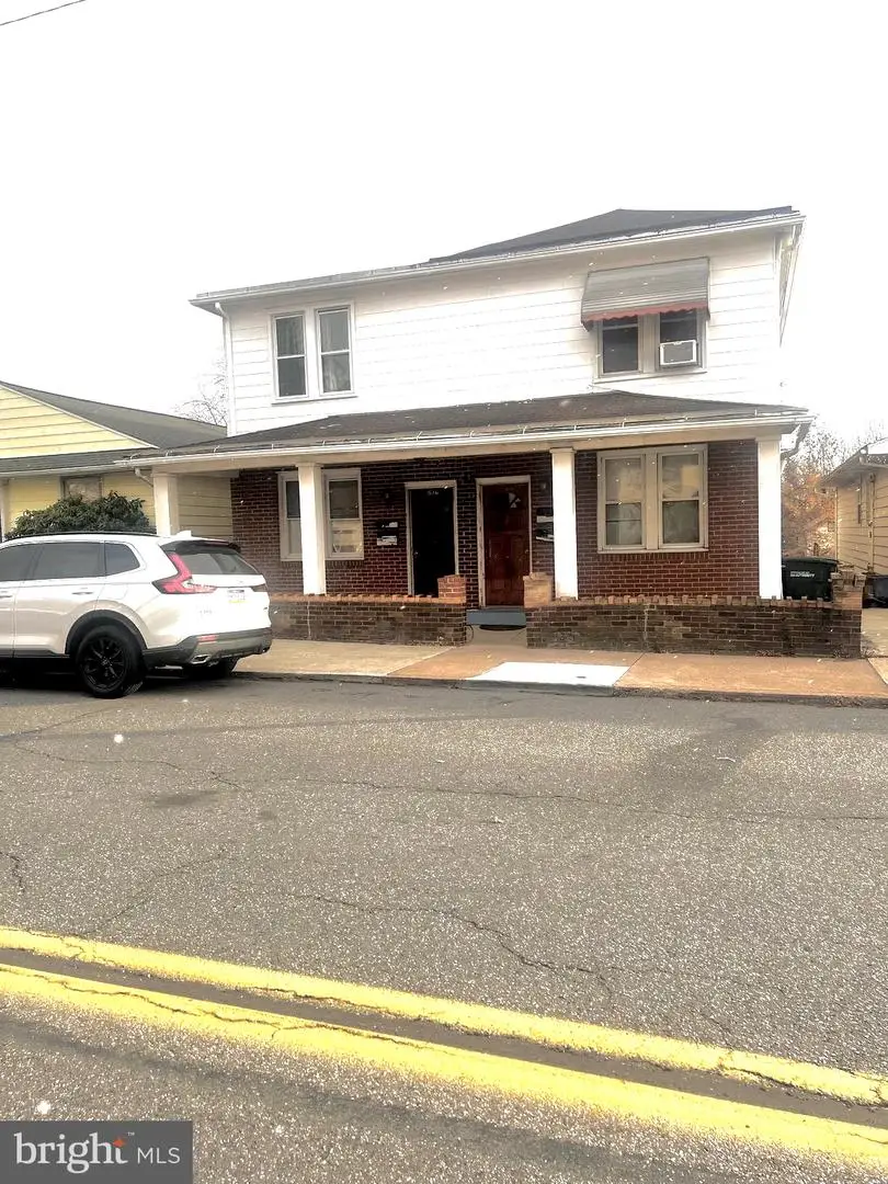 528 E Diamond Ave, Hazleton, PA 18201 - Image #1