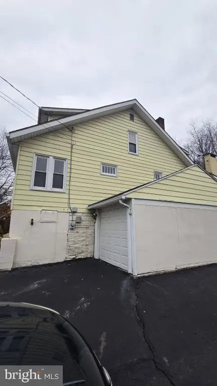 65 Shaver Ave, Shavertown, PA 18708 - #2