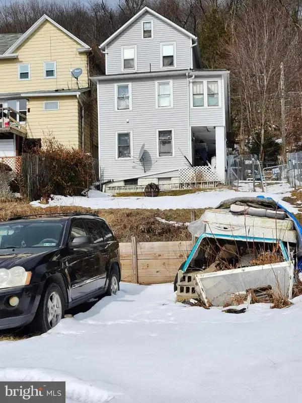 21 E Enterprise St, GLEN LYON, PA 18617