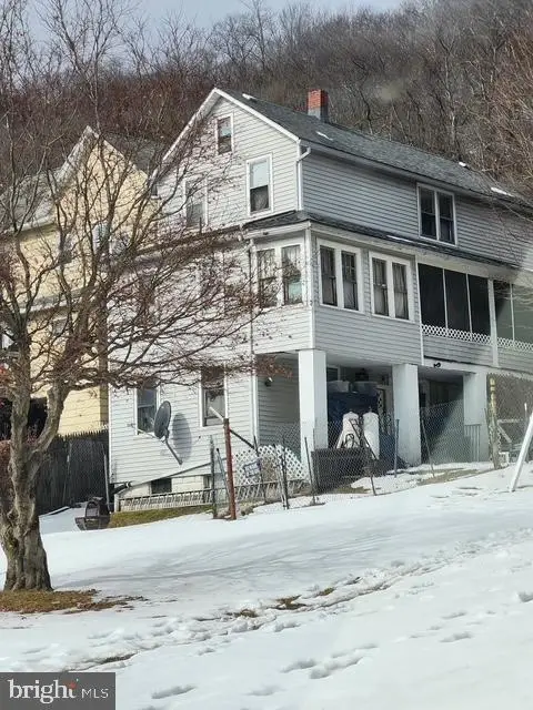 21 E Enterprise St, Glen Lyon, PA 18617 - #3