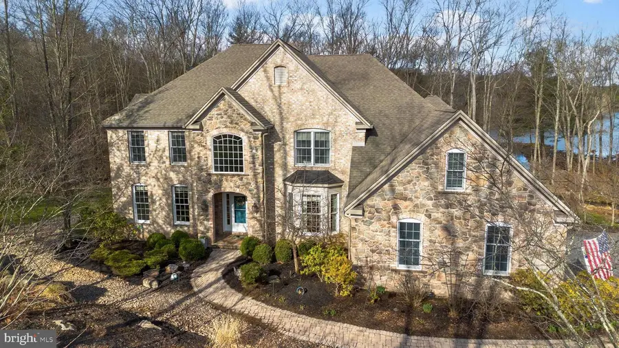 414 Ice Harvest Dr, Mountain Top, PA 18707 - #2