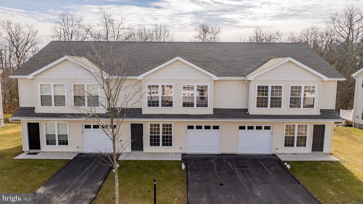 13 Nicole Ln, Hazleton, PA 18202 - #1