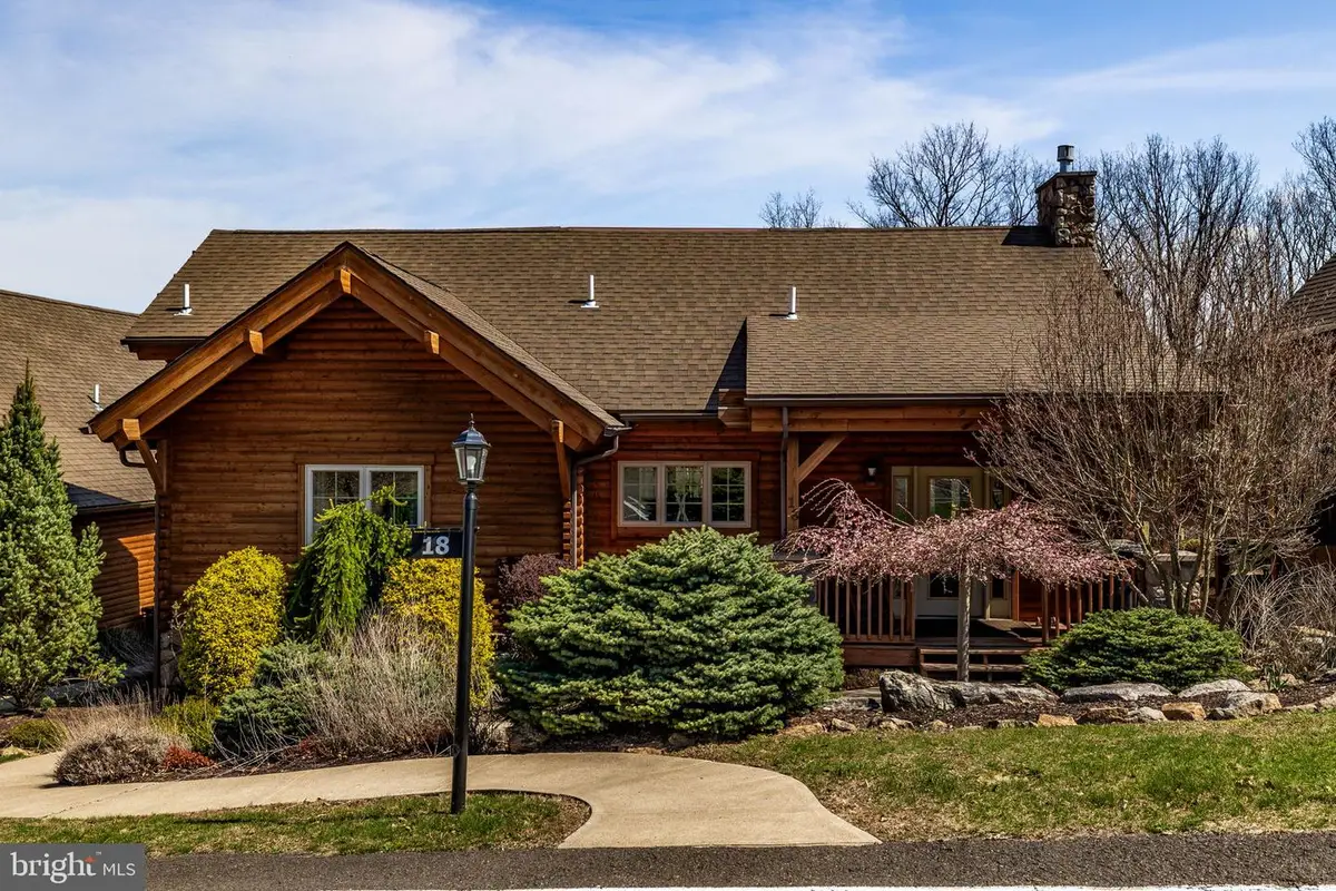 18 Sugarloaf Ln, Hazleton, PA 18202 - #1