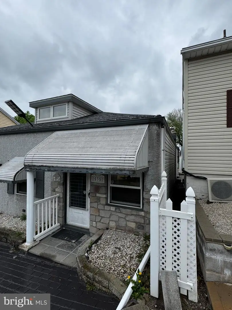 535 Garibaldi Ct, Hazleton, PA 18201 - #3