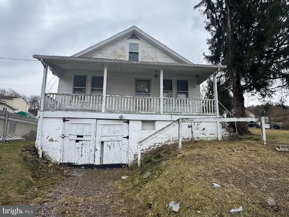 54 Spruce St, Nanticoke, PA 18634 - #1