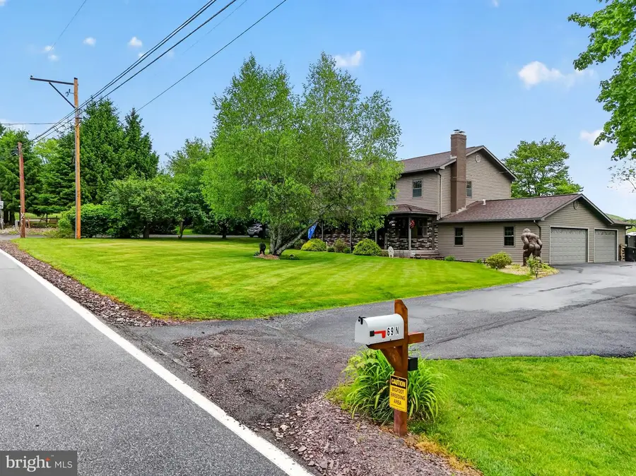 69 N Old Turnpike Rd, Drums, PA 18222 - #2