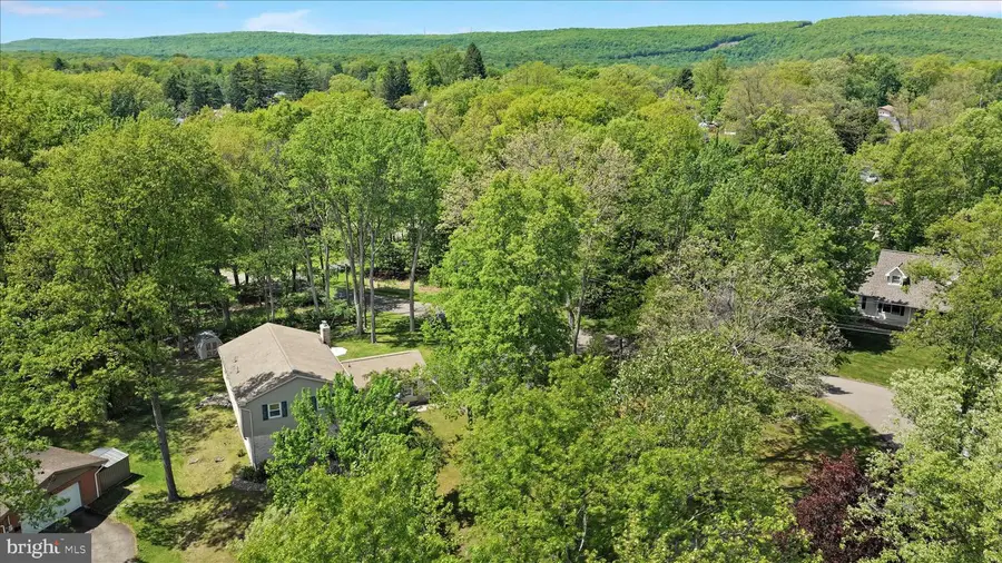 74 Brook Ln, Mountain Top, PA 18707 - #2