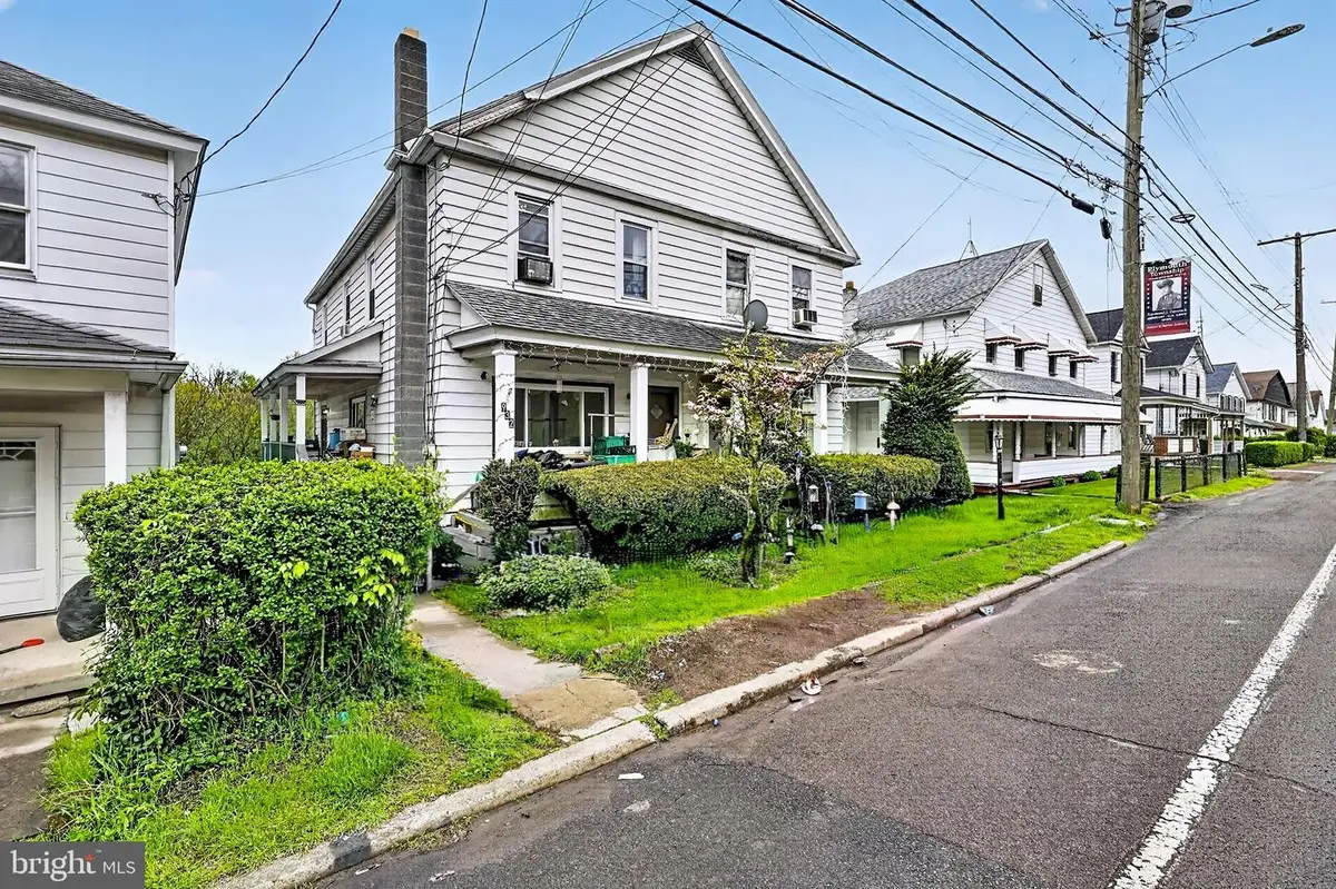 932 Main, Plymouth, PA 18651 - #1