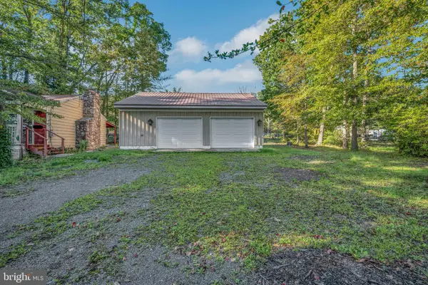 33 Old Berwick, DRUMS, PA 18222