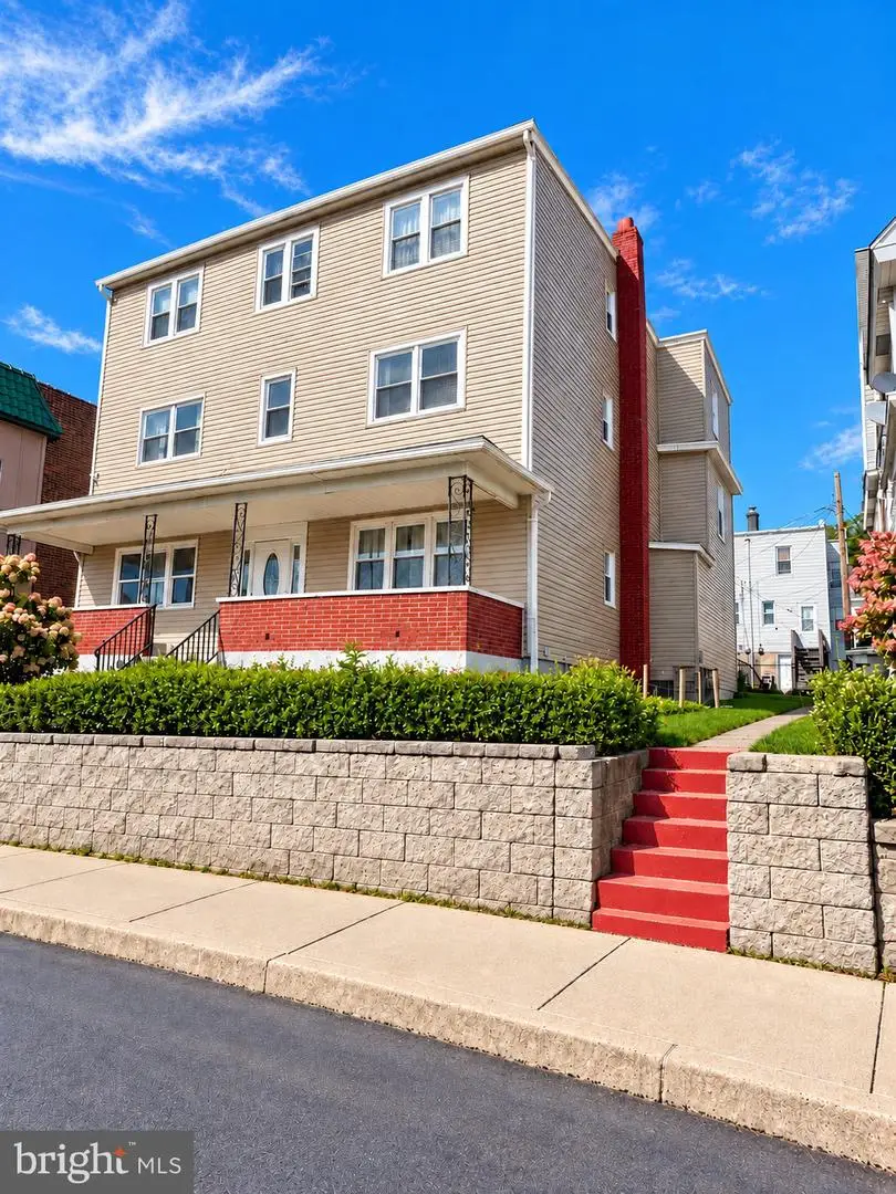 417 W Broad St, Hazleton, PA 07849 - #2
