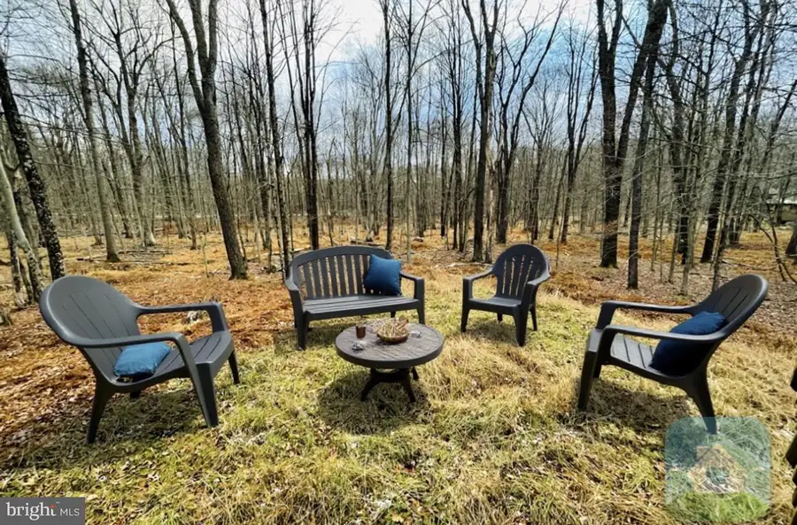 19 Livingston Ln, Gouldsboro, PA 18424 - Image #3