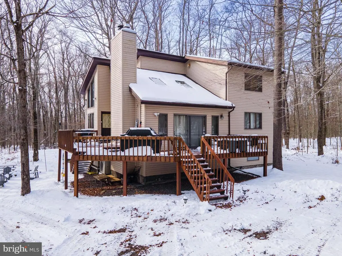 178 Cardinal Dr, Gouldsboro, PA 18424 - Image #1