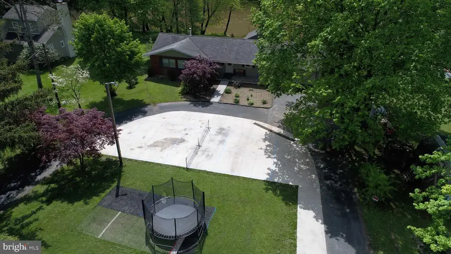 271 Ramsey Dr, Jersey Shore, PA 17740 - #2