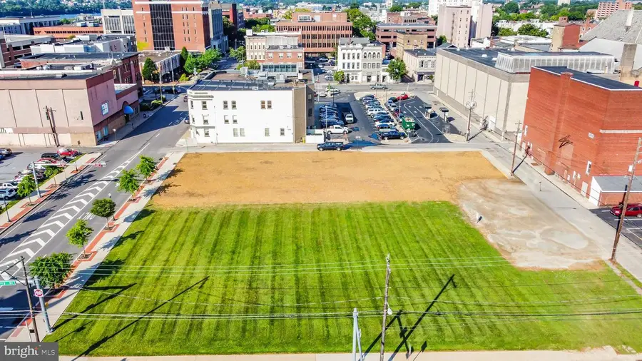 33 E 3rd Street, Williamsport, PA 17701 - #2