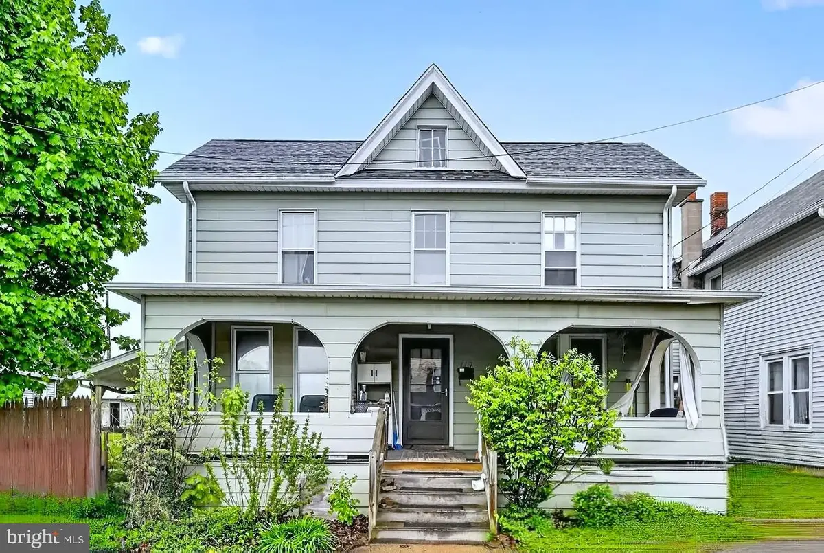 119 Calvert St, Jersey Shore, PA 17740 - #1