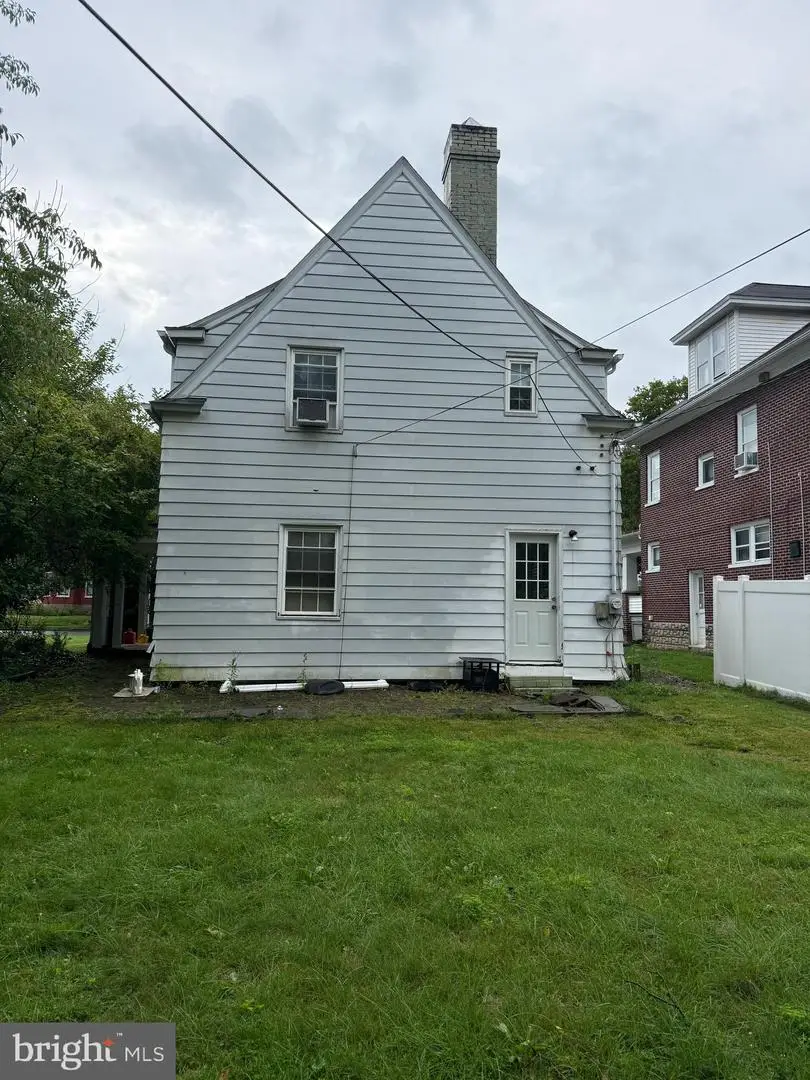1208 Walnut St, Williamsport, PA 17701 - #2