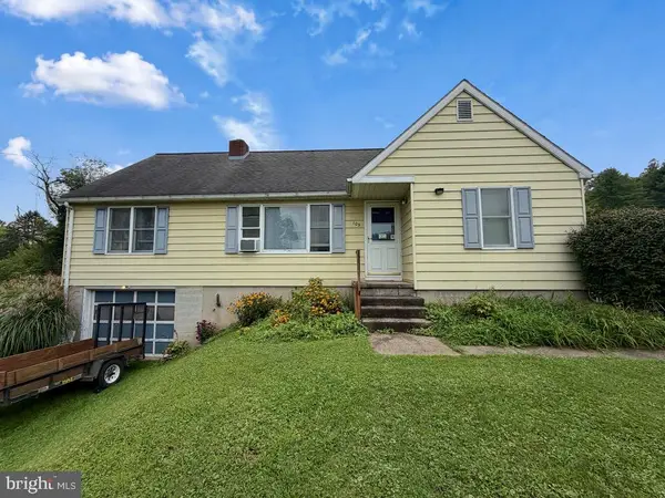 109 Marydale St, COGAN STATION, PA 17728