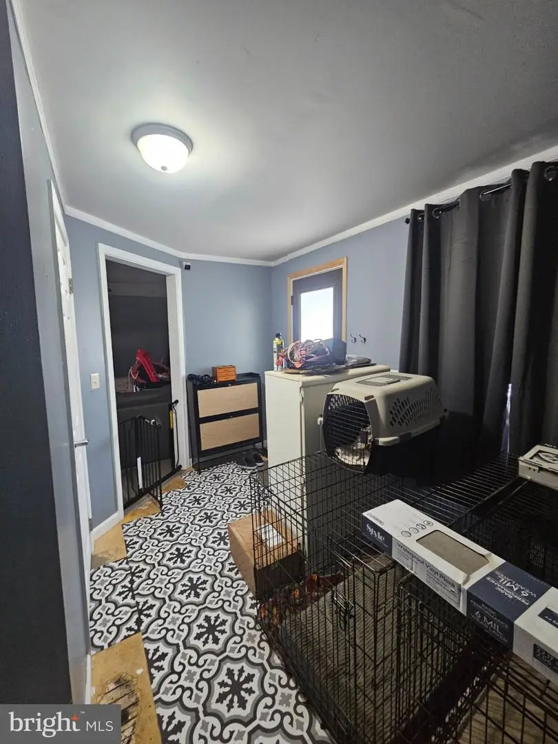 218 Calvert St, Jersey Shore, PA 17740 - #3