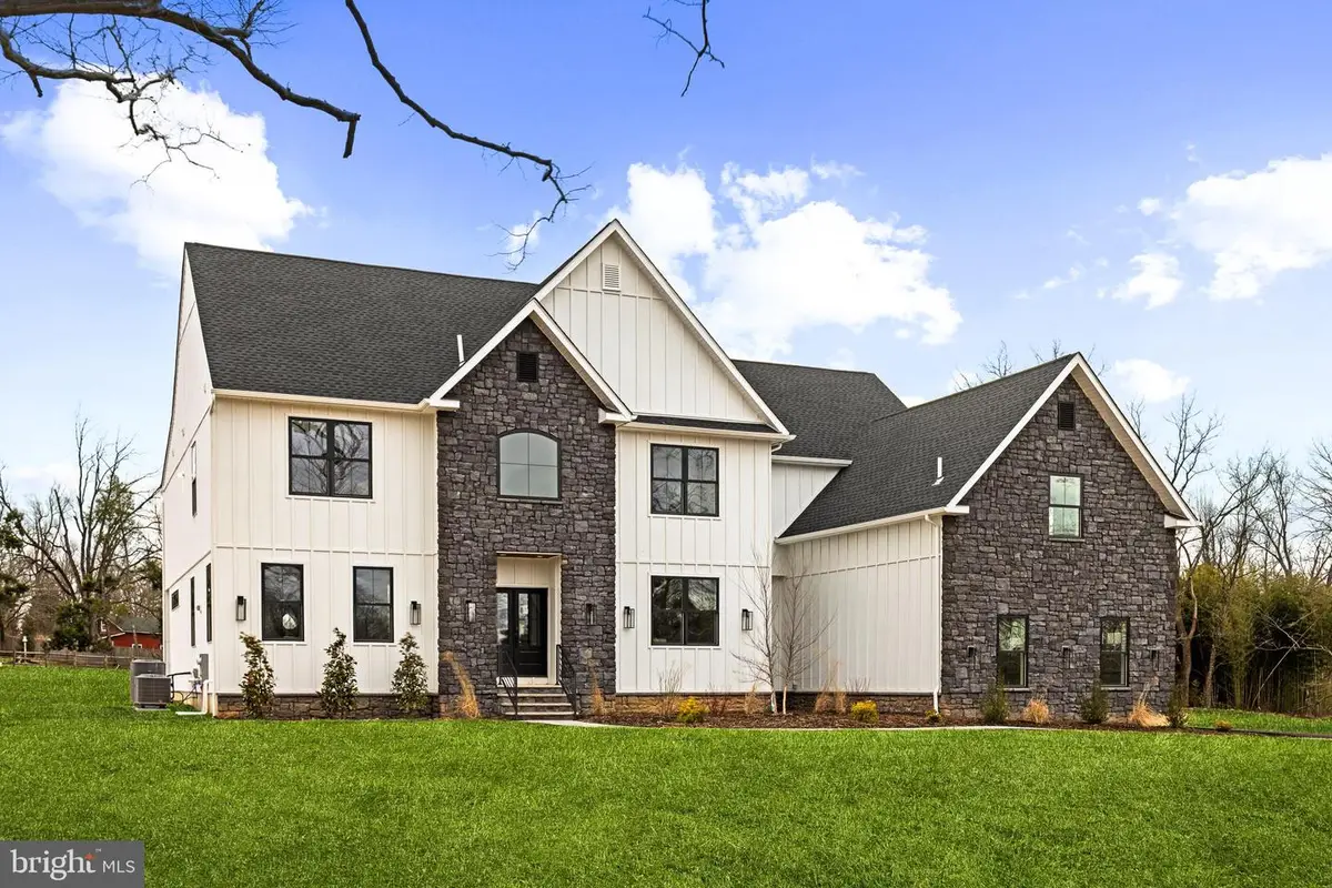 968 Tennis Ave, Ambler, PA 19002 - Image #1