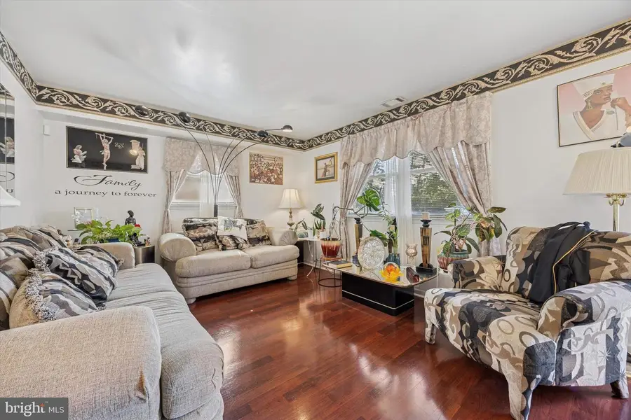 1016 Thomas Barone St, Norristown, PA 19401 - Image #2