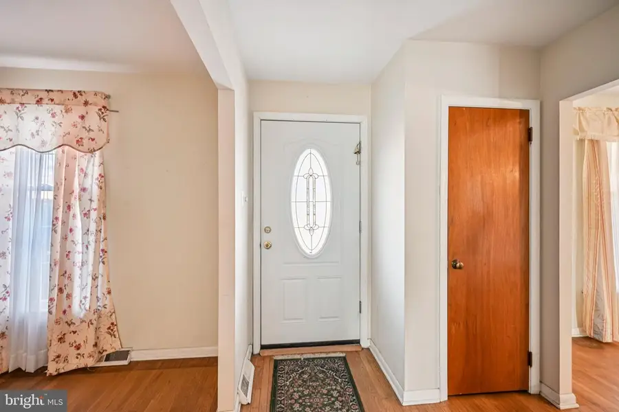 1225 Nash Dr, Fort Washington, PA 19034 - Image #2