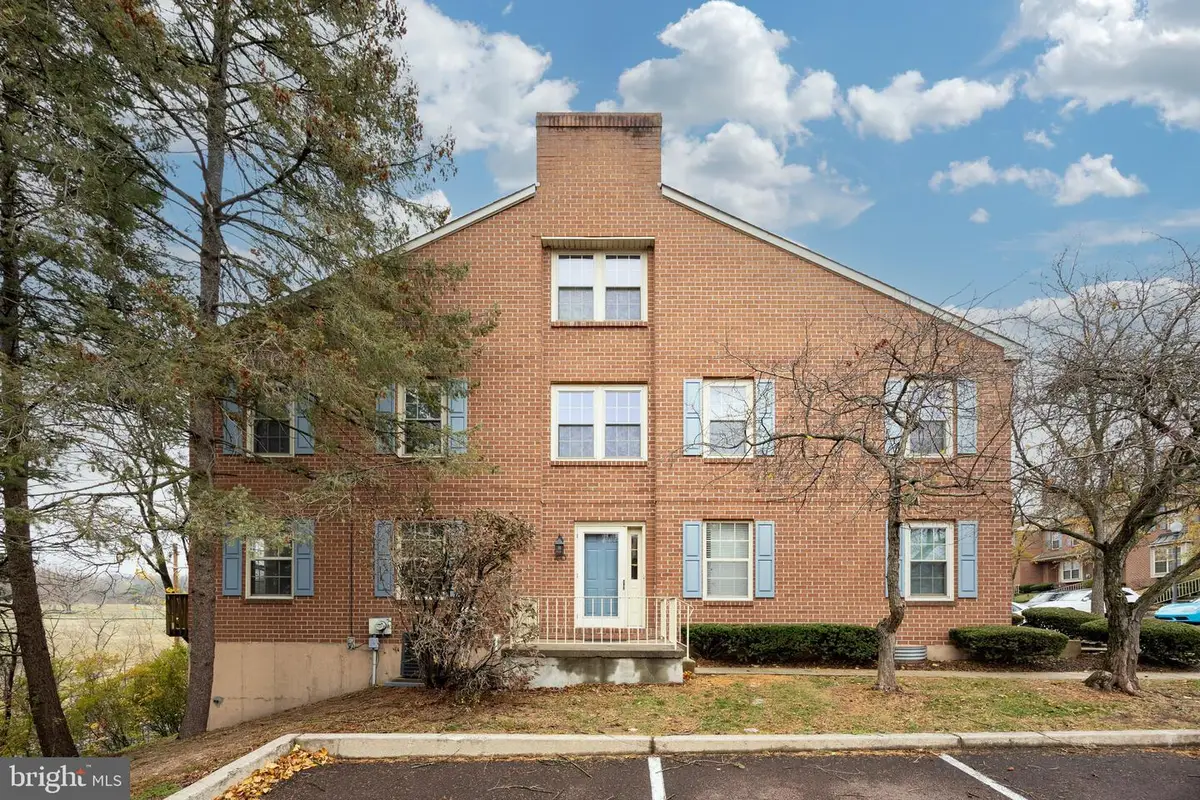700 Farmington Ave #40, Pottstown, PA 19464 - Image #1