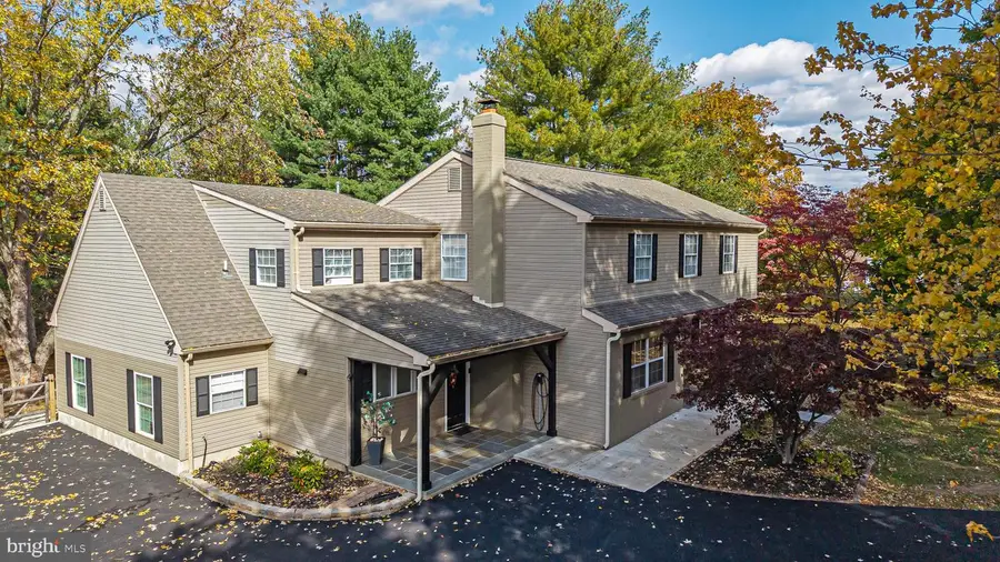 116 Norwood Ln, East Norriton, PA 19401 - Image #2