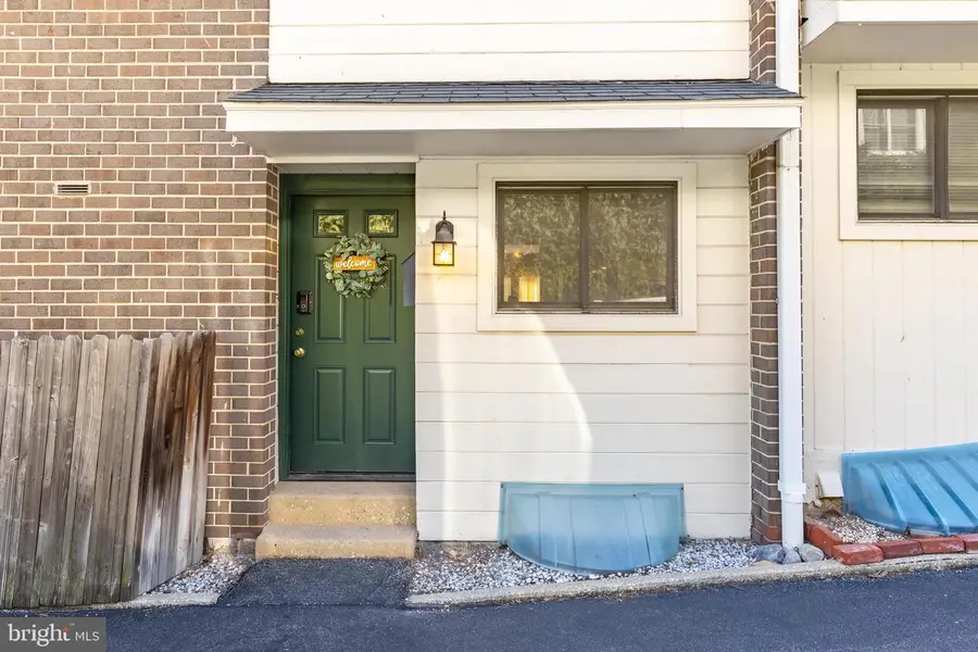 106 W Montgomery Ave #8, Ardmore, PA 19003 - Image #2