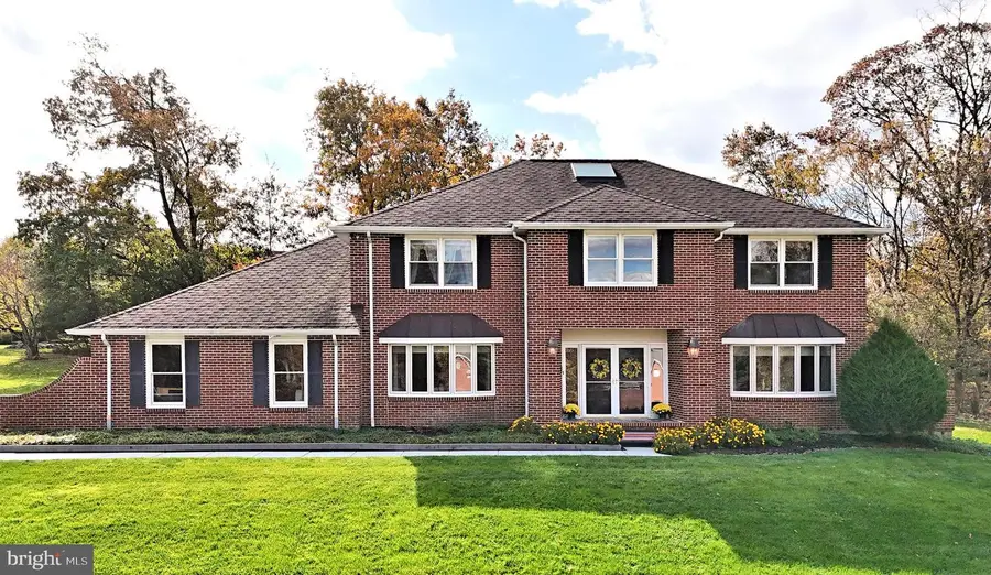 1501 Valley View Dr, Gwynedd Valley, PA 19437 - Image #2