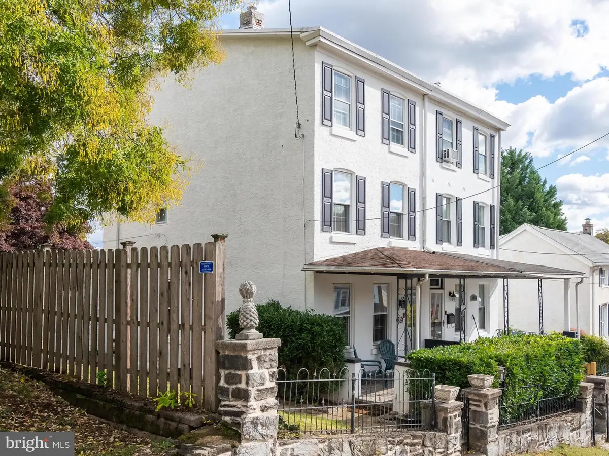 116 Cedar Ave, Conshohocken, PA 19428 - Image #1