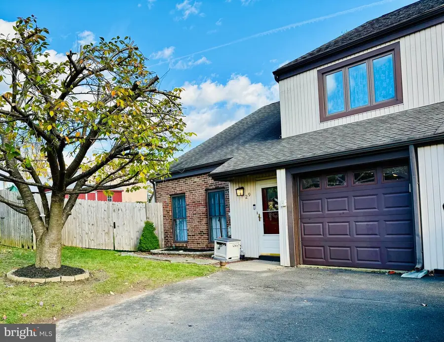 29 Log Pond Dr, Horsham, PA 19044 - Image #3