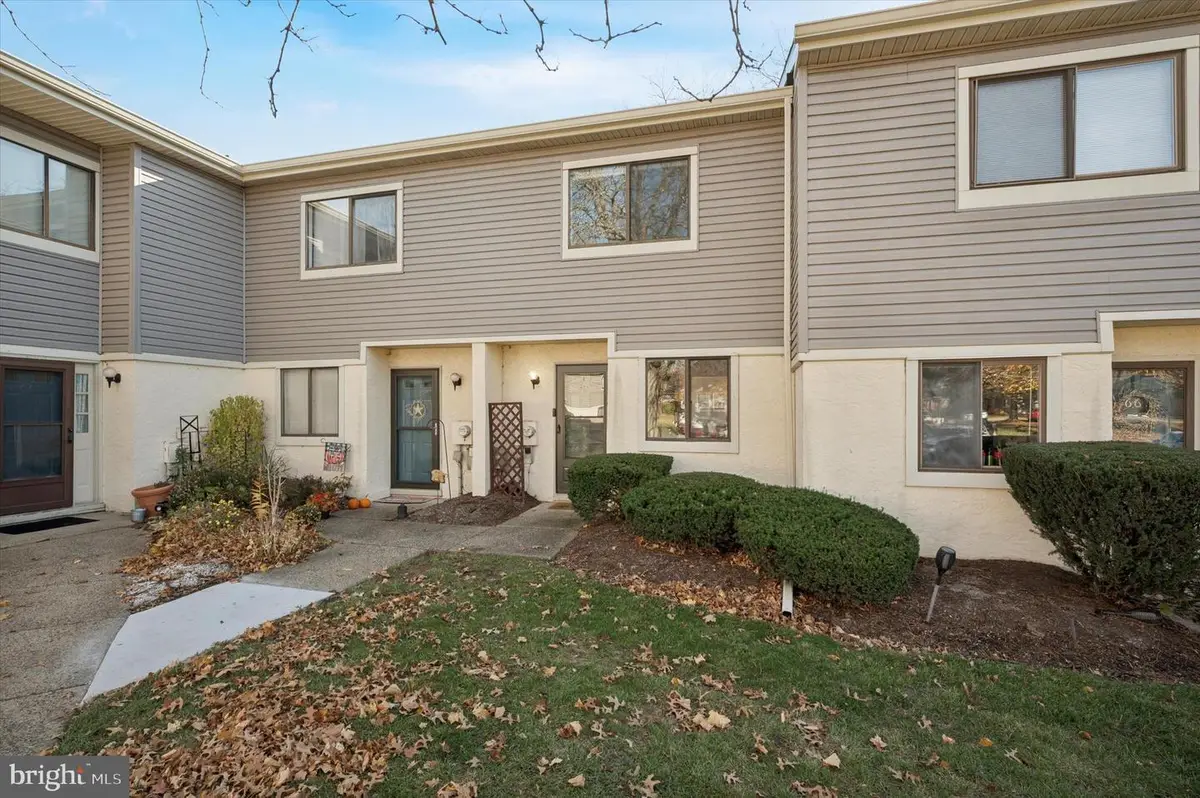 65 Ember Ln, Horsham, PA 19044 - Image #1