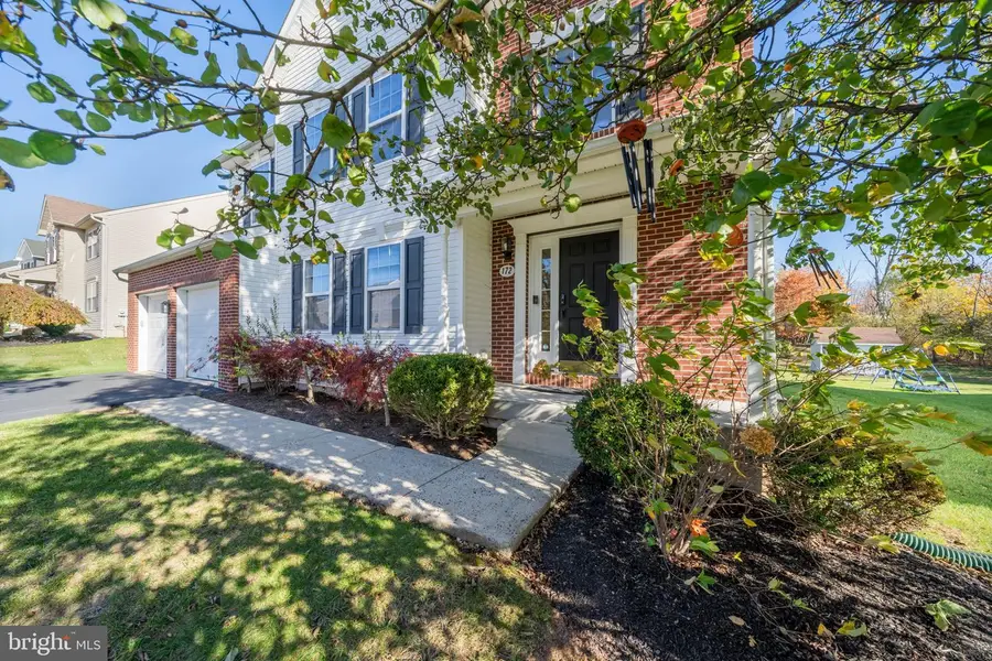 172 Oak Creek Dr, Royersford, PA 19468 - Image #2