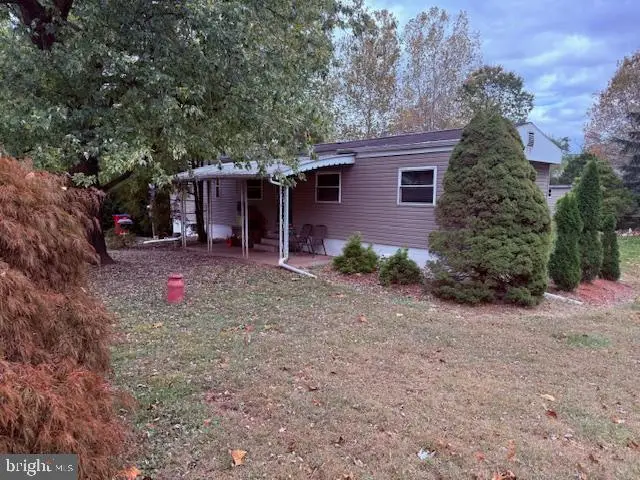 217 S Park Rd, Pottstown, PA 19464 - Image #1