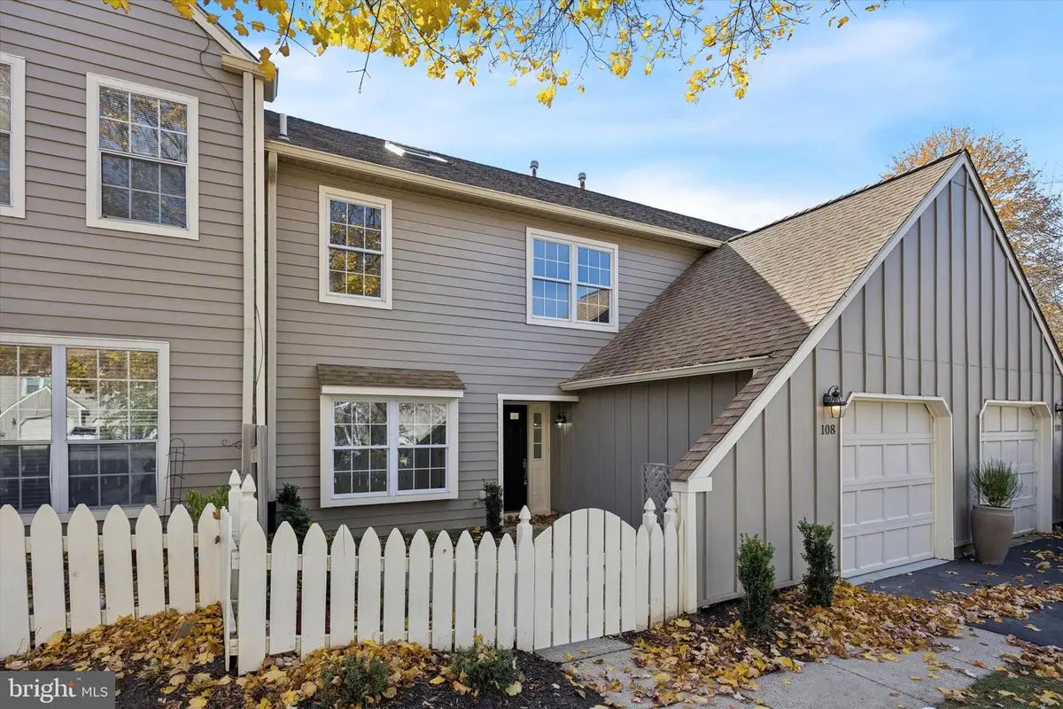 108 Orchard Ct, Blue Bell, PA 19422 - Image #1