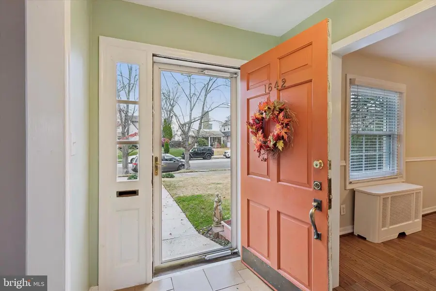 1642 Locust St, Norristown, PA 19401 - Image #3