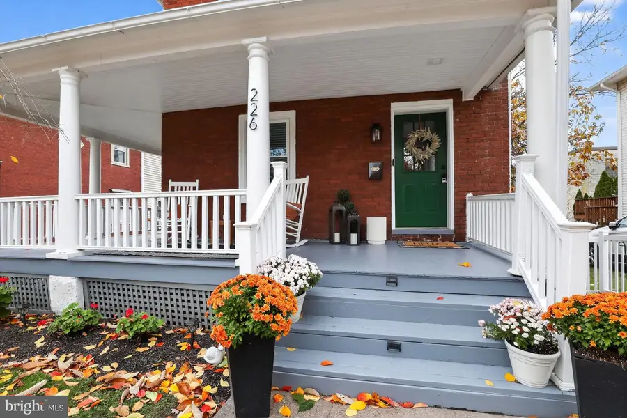 226 N Spring Garden St, Ambler, PA 19002 - Image #2