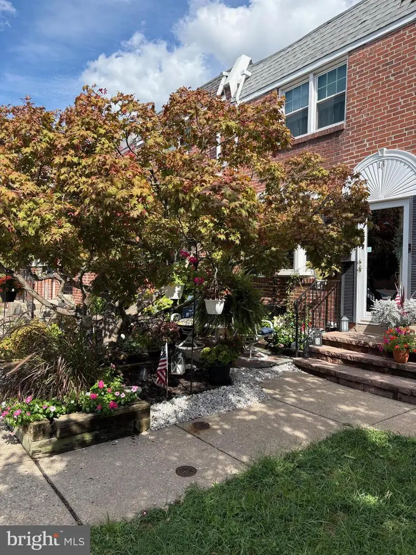 16 Forrest Ave, Norristown, PA 19401 - Image #2