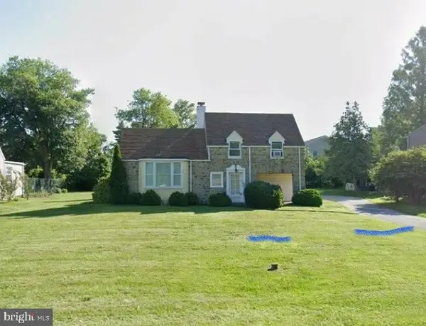 1003 Church Rd, ORELAND, PA 19075