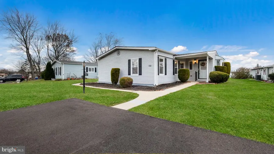 731 Dogwood Dr, North Wales, PA 19454 - Image #2