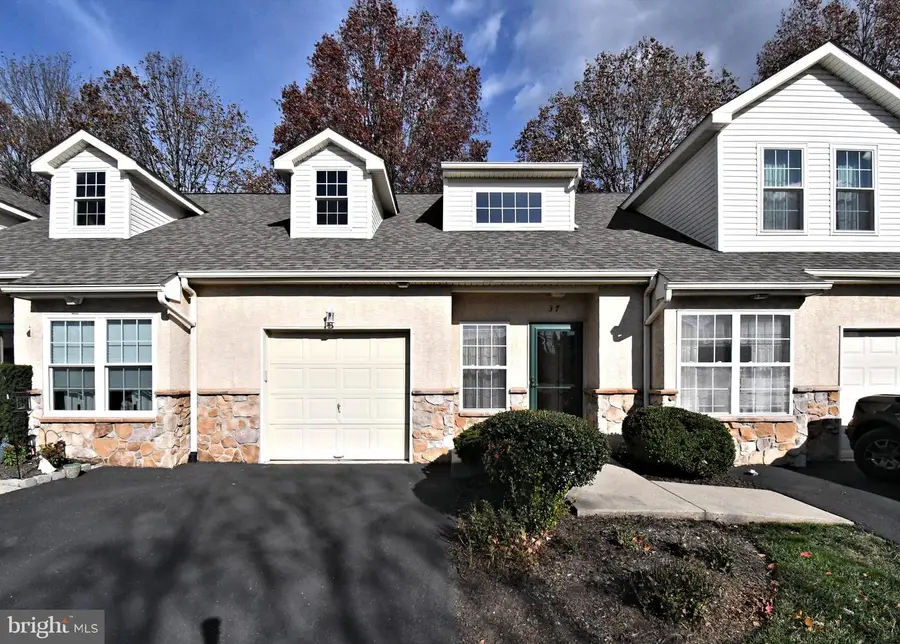 37 Stuart #37, Norristown, PA 19401 - Image #2