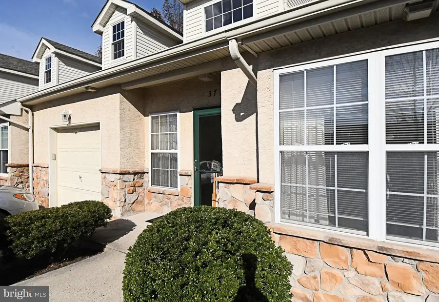 37 Stuart #37, Norristown, PA 19401 - Image #3