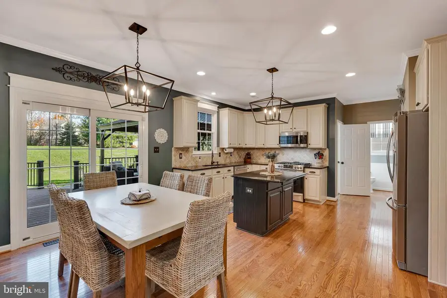 48 Jessica Cir, Schwenksville, PA 19473 - Image #2