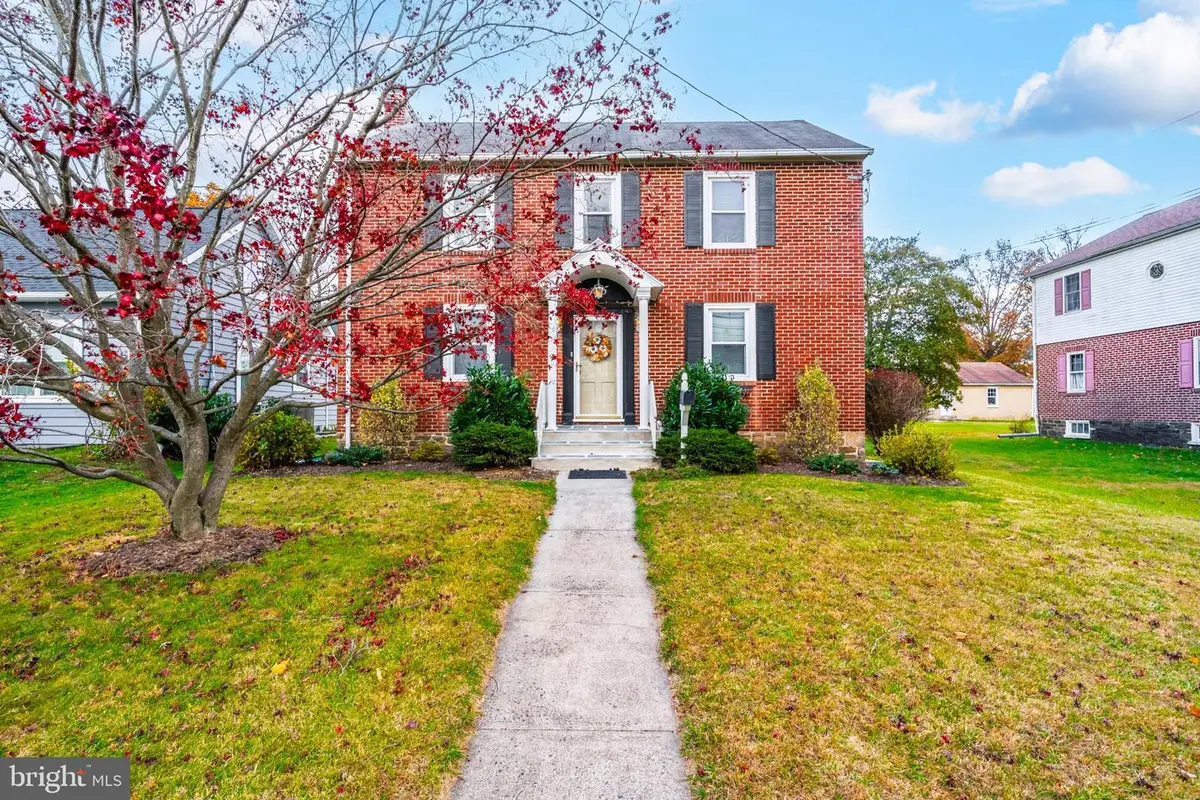 405 W Walnut St, North Wales, PA 19454 - Image #1