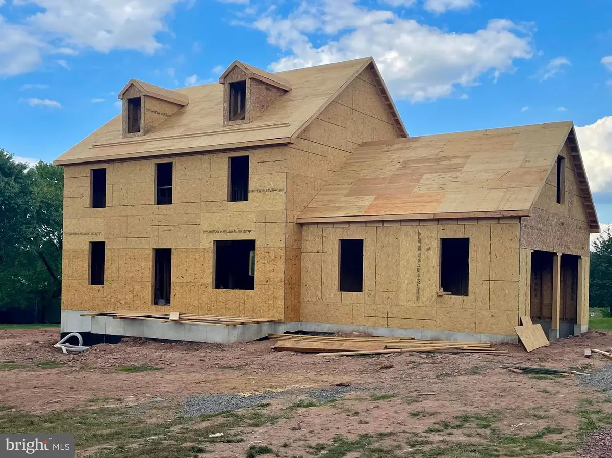 226 Cemetery Rd, Schwenksville, PA 19473 - Image #1