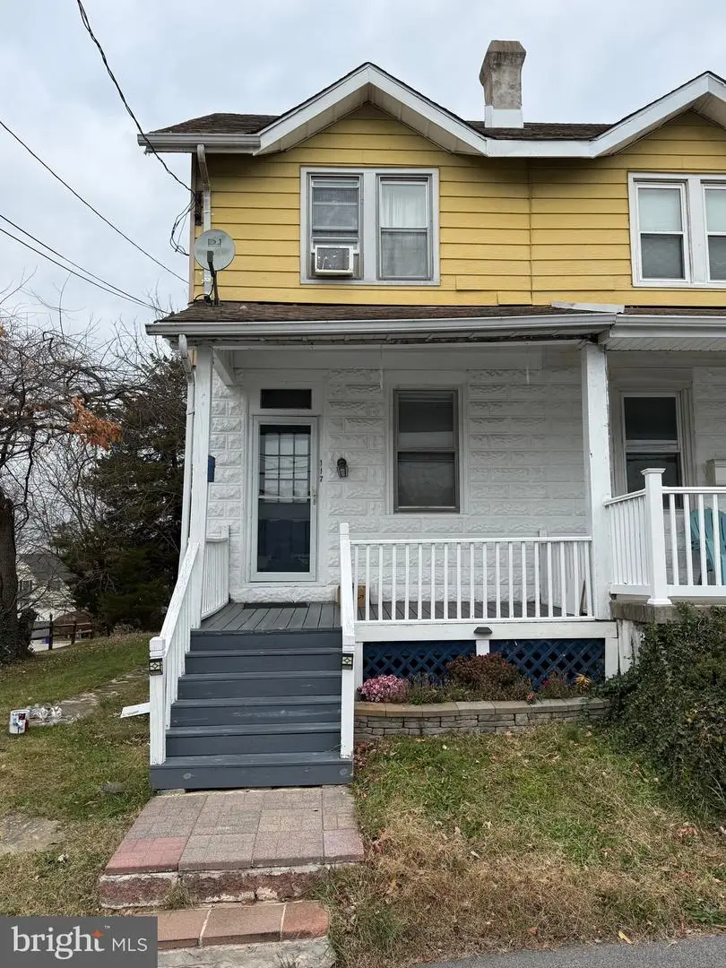 117 Karrs Ln, Conshohocken, PA 19428 - Image #1