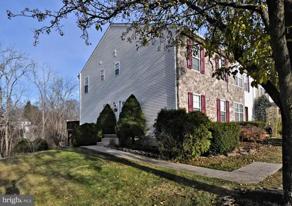 974 Dogwood Ln, COLLEGEVILLE, PA 19426