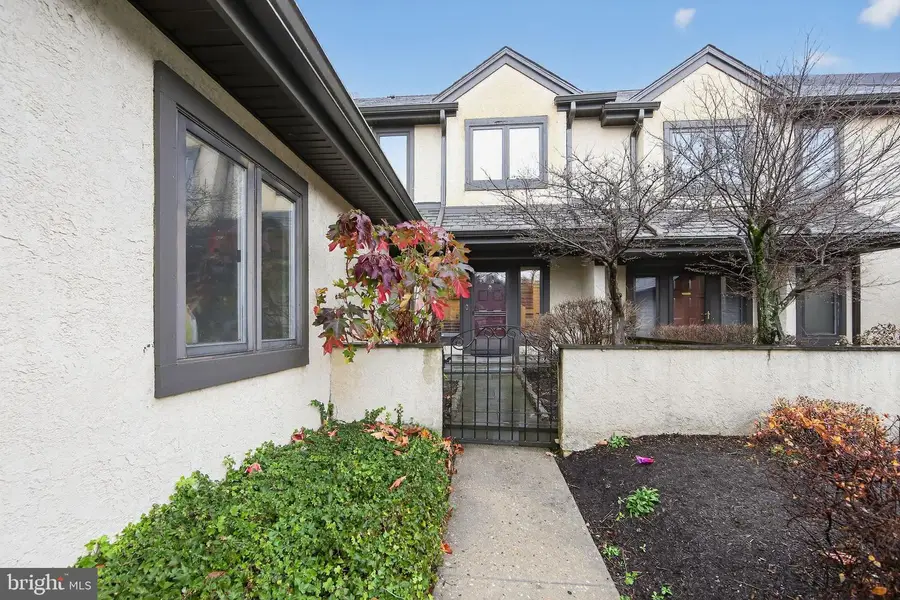 932 Hedgerow Ct #, Blue Bell, PA 19422 - Image #3