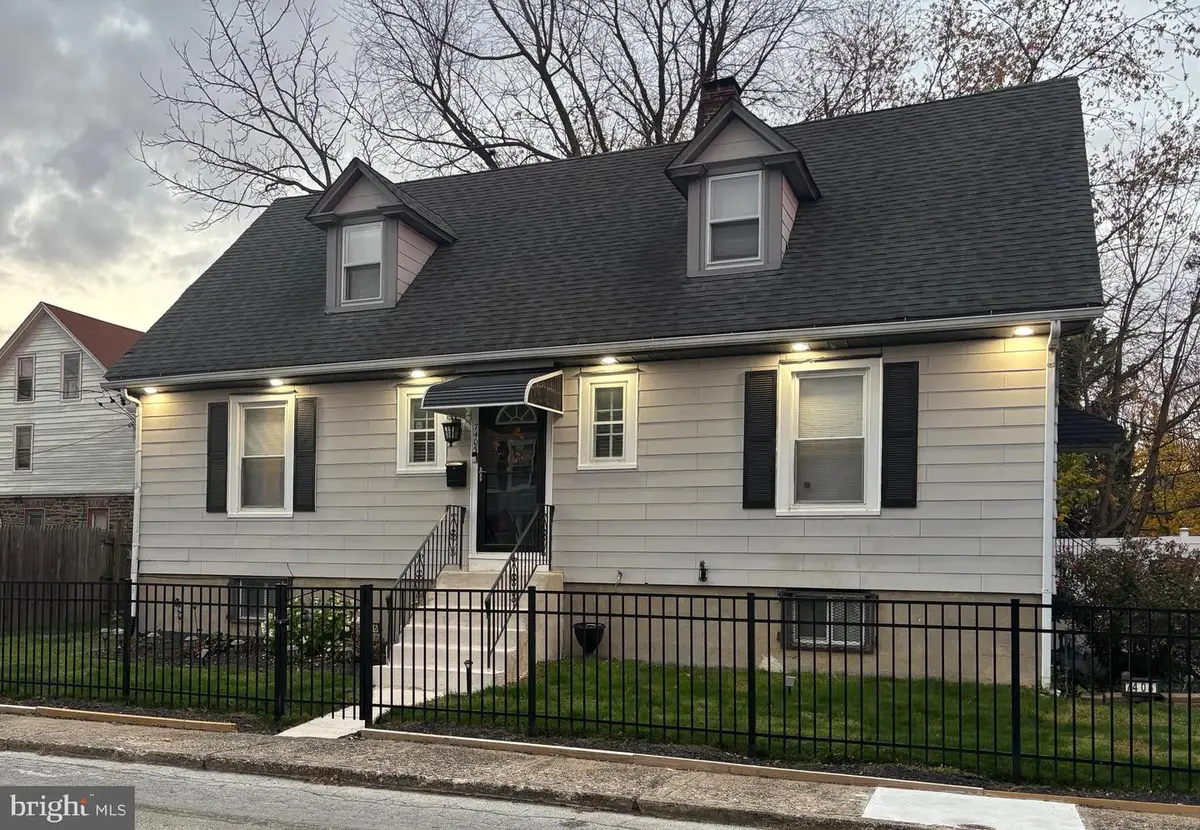 7405 Cedar Ln, Elkins Park, PA 19027 - Image #1