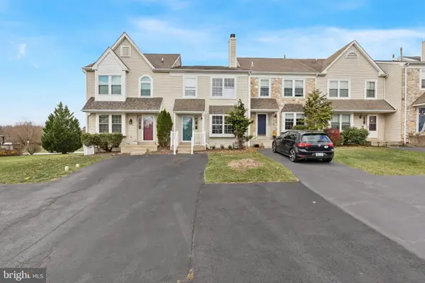 615 Longwood Rd, COLLEGEVILLE, PA 19426